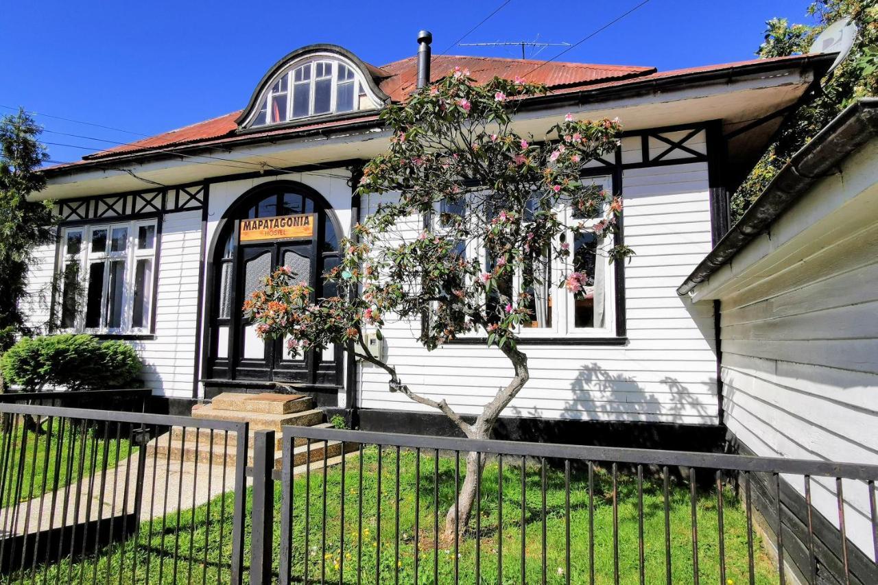 Mapatagonia Hostel Casa Patrimonial Puerto Varas Exterior photo